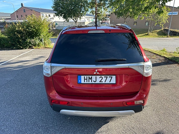 Mitsubishi Outlander 6 of 16