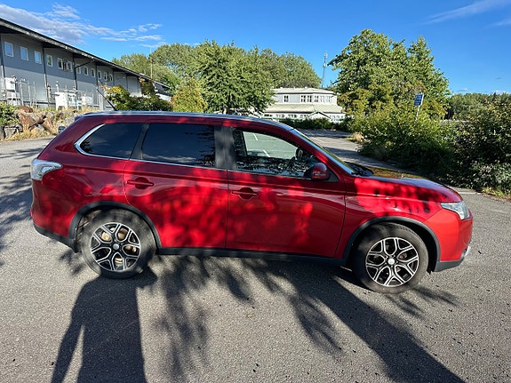 Mitsubishi Outlander 4 of 16
