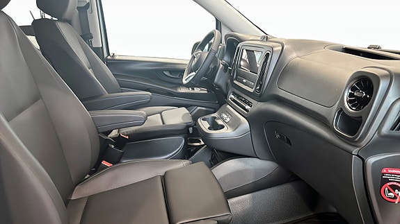 Mercedes-Benz Vito 119 3 of 9