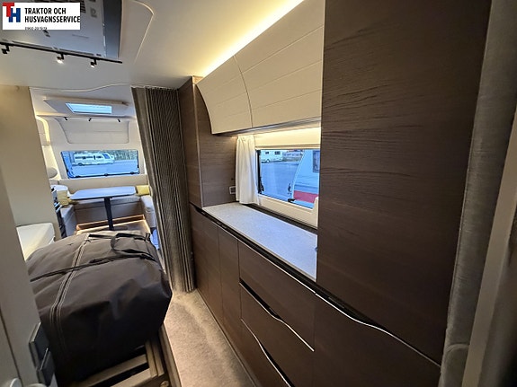 Adria ALPINA 763 UK Skinnklädsel, AC, Förtält -23 17 of 21