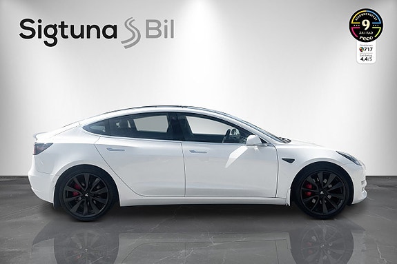 Tesla Model 3 6 of 25