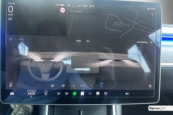 Tesla Model 3 23 of 25