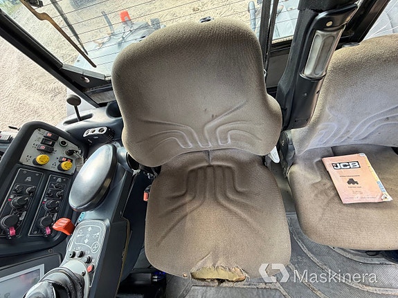 Traktor JCB Fasttrack 8250 19 of 27