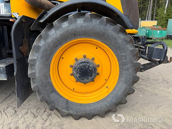 Traktor JCB Fasttrack 8250 15 of 27