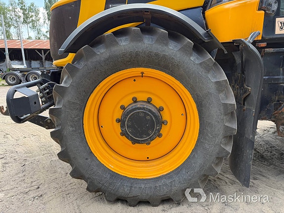 Traktor JCB Fasttrack 8250 9 of 27