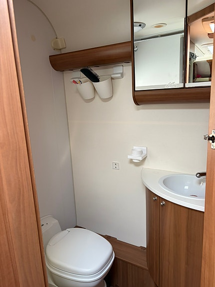 Adria Adora  563 pt supreme 6 of 9
