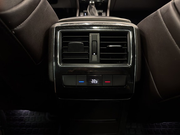 Skoda Superb 25 of 28