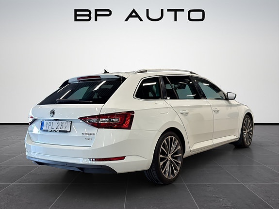Skoda Superb 6 of 28