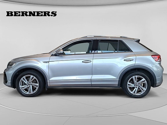 Volkswagen T-Roc 2 of 15