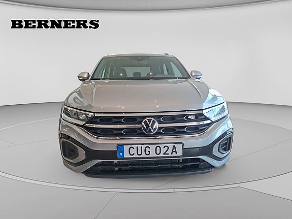 Volkswagen T-Roc 8 of 15