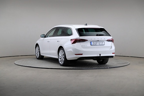 Skoda Octavia 2 of 27