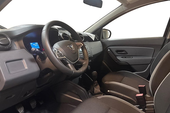 Dacia Duster 8 of 15