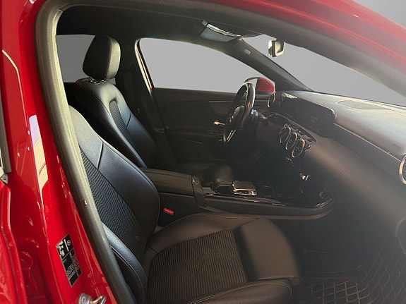 Mercedes-Benz A200 d 7 of 11