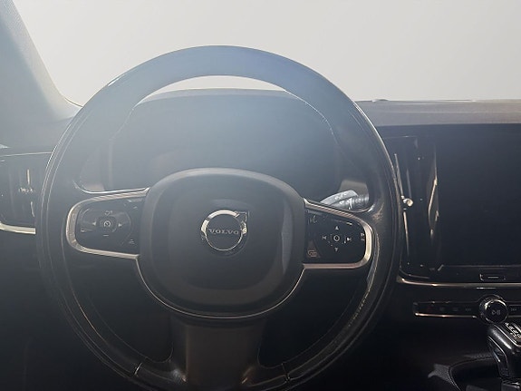 Volvo V90 10 of 11