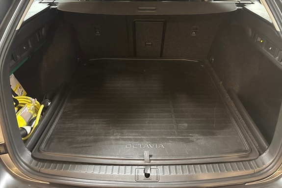 Skoda Octavia 13 of 14
