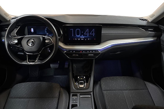 Skoda Octavia 9 of 14