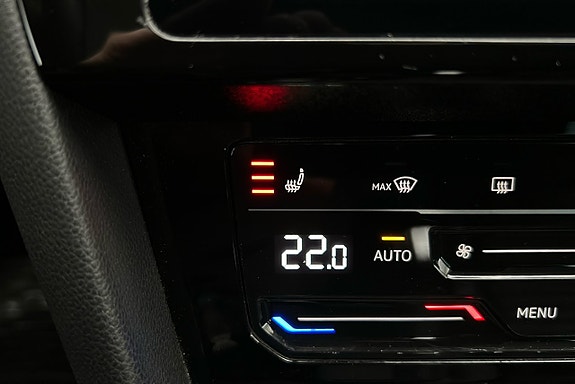 Volkswagen Passat 20 of 30