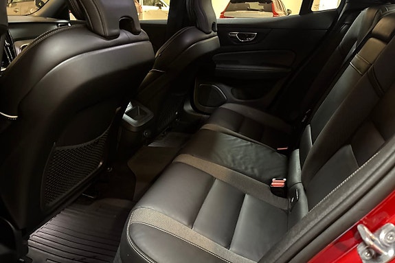 Volvo S60 12 of 14