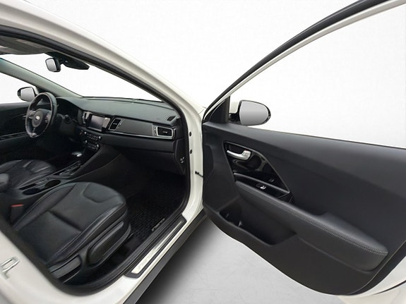 Kia Niro 14 of 29