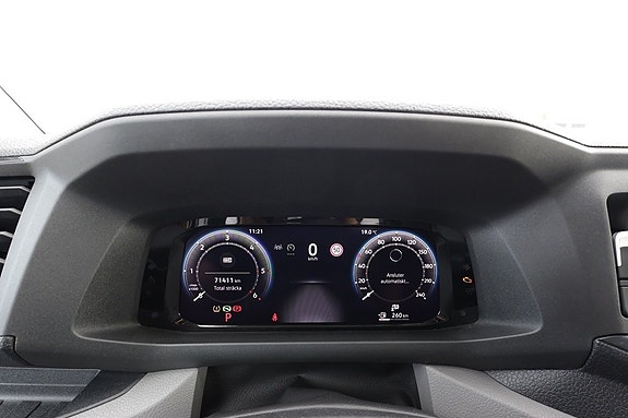 Volkswagen Crafter 2 of 23