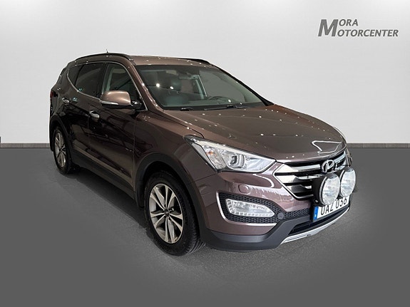Hyundai Santa Fe 3 of 14