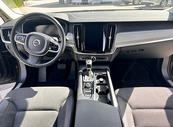 Volvo V90 9 of 11