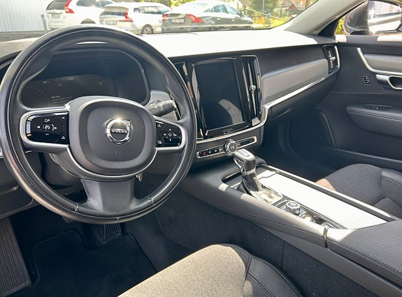 Volvo V90 8 of 11