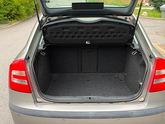 Skoda Octavia 11 of 18