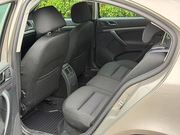Skoda Octavia 10 of 18