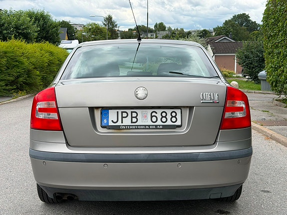 Skoda Octavia 4 of 18