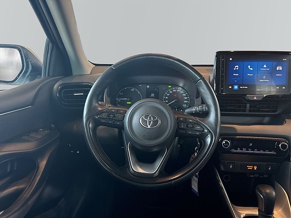 Toyota Yaris 9 of 10