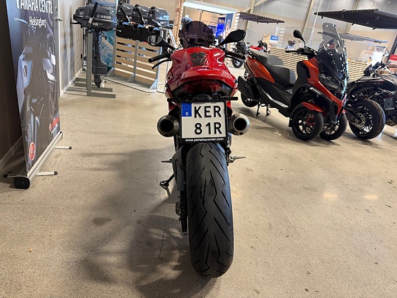Ducati Supersport 950 S Akrapovic 5 of 5