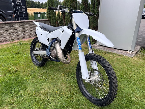 Husqvarna TC 125 3 of 7