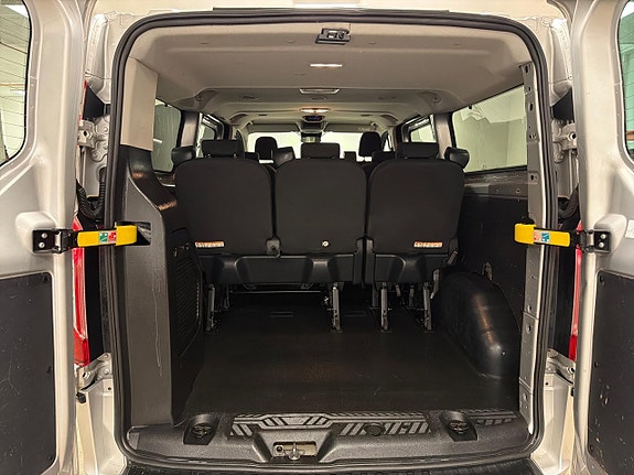 Ford Transit Custom 30 of 30
