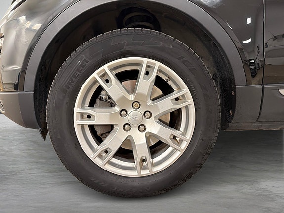 Land Rover Range Rover Evoque 30 of 30