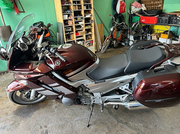 Yamaha FJR1300 ABS 2 of 3