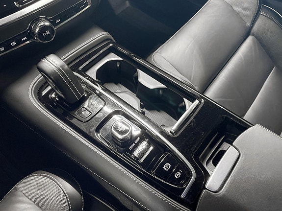 Volvo V60 13 of 22