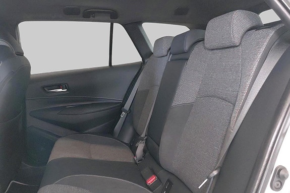 Toyota Corolla 7 of 10