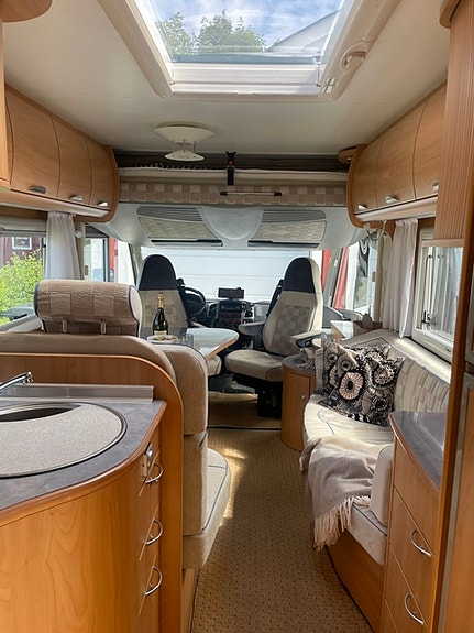 Bürstner i681 Elegance 10 of 12