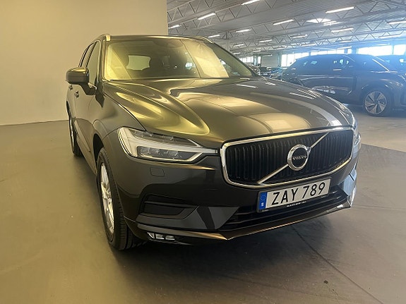 Volvo XC60 8 of 24