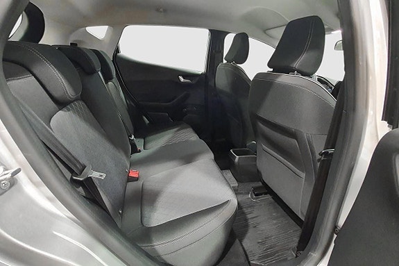 Ford Fiesta 18 of 23