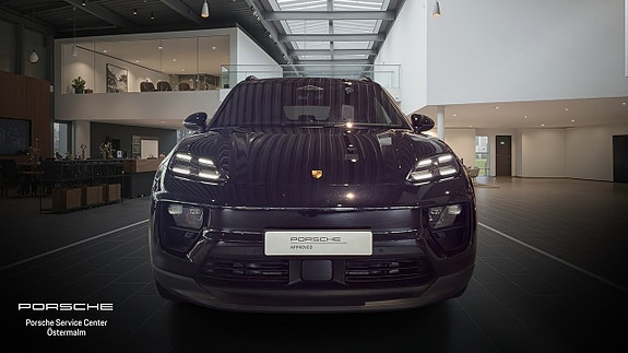 Porsche Macan 4 7 of 11