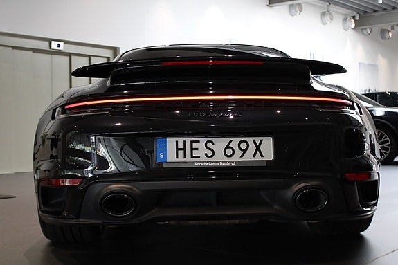 Porsche 911 Turbo S 6 of 18