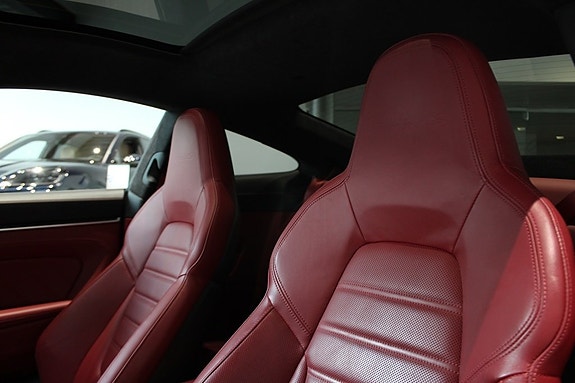 Porsche 911 Turbo S 8 of 18