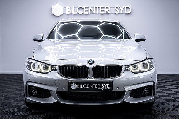 BMW 440i 4 of 27