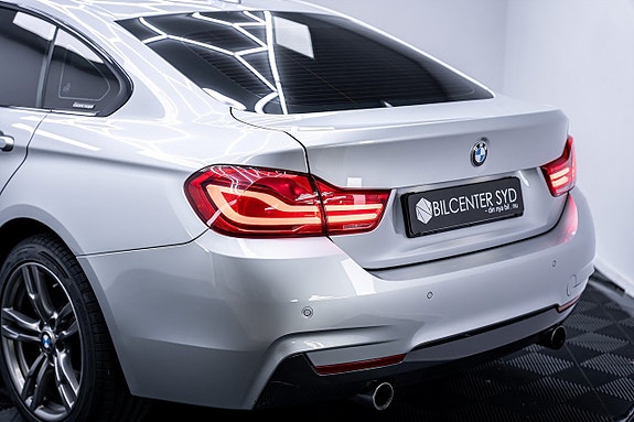 BMW 440i 13 of 27