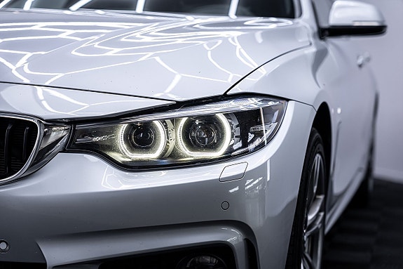 BMW 440i 3 of 27