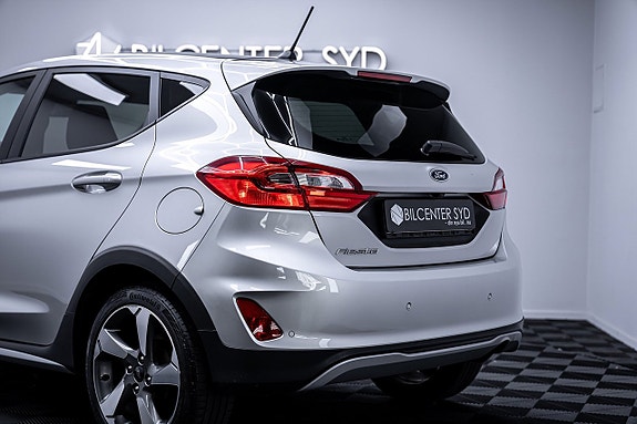 Ford Fiesta 13 of 27