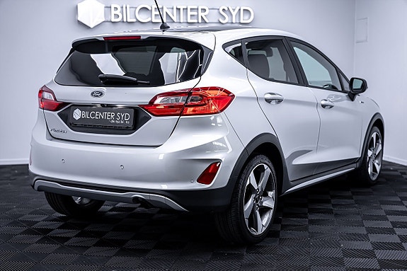 Ford Fiesta 9 of 27