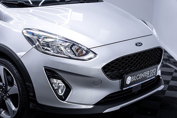 Ford Fiesta 8 of 27